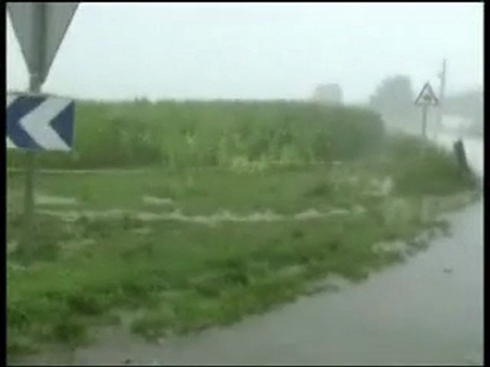 Compilation d'orage.