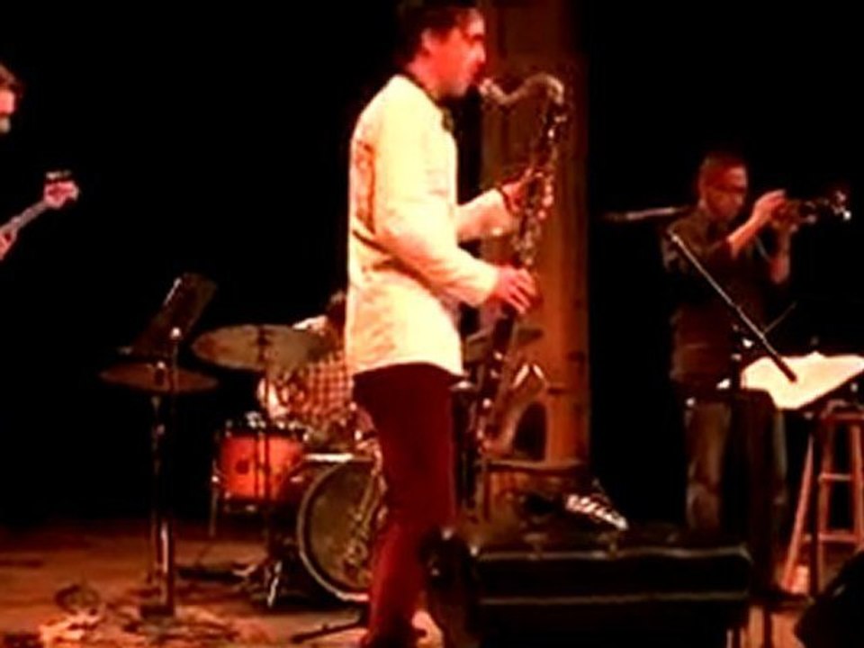 Agogic - En Se Ne (2011)