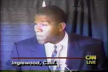 Ο Magic Johnson ανακοινώνει πως προσβλήθηκε από AIDS (7 Νοεμβρίου, 1991)
