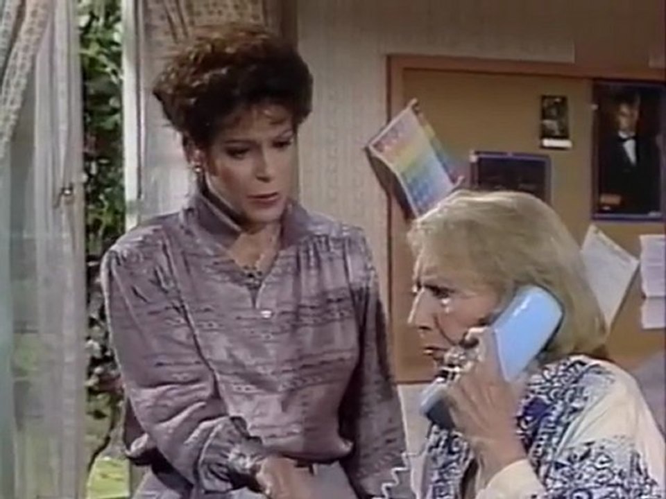 Santa.Barbara.257VHSrip.FR.Xvid.by.MRTeam