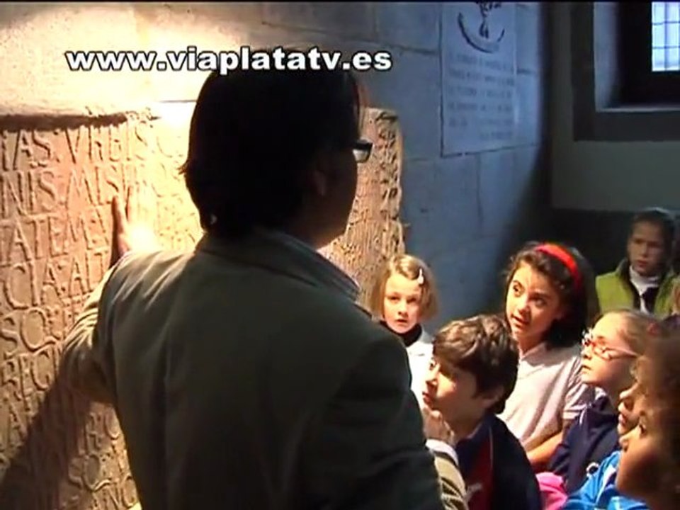 noticia Plasencia 02 11 11 Alumnos del colegio Escuela Hogar de Plasencia visitan el Ayuntamiento