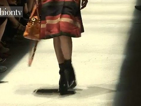 Marc Jacobs Winter 2012 - Fashion Show in Beijing | FTV