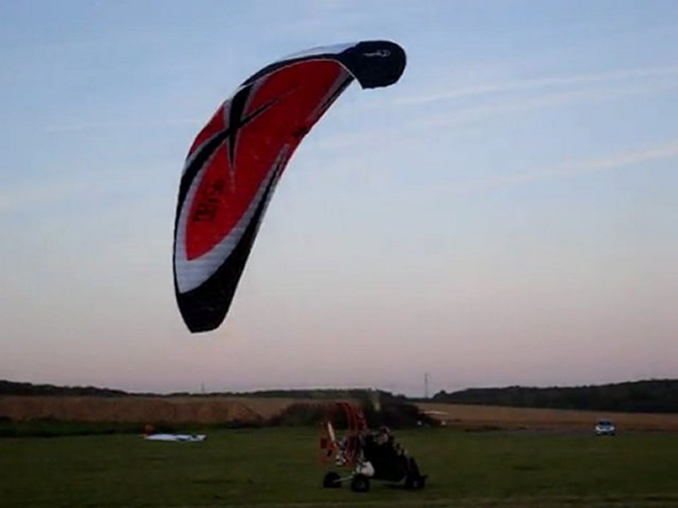 Ecole Grand Vol Paramoteur, Paris Nord, Baptème de Grégory le 22 Octobre 2011
