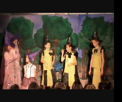 Extraits du spectacle 2011 : Les petits