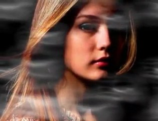 *ŞEBNEM KISAPARMAK   ...  bu bayramda gelemedim  anneeeeee.......