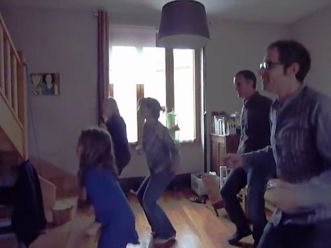 flashmob-lyon-black eyed peas- gotta feeling