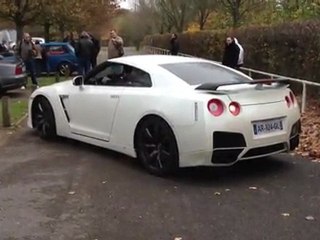 Nissan GTR (démarrage)