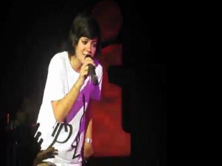 Lily Allen - Smile - La cigale - Paris 2009