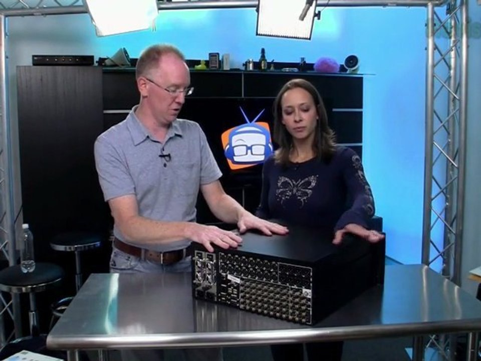 Unboxing the NewTek TriCaster 850 Extreme - GeekBeat Reviews