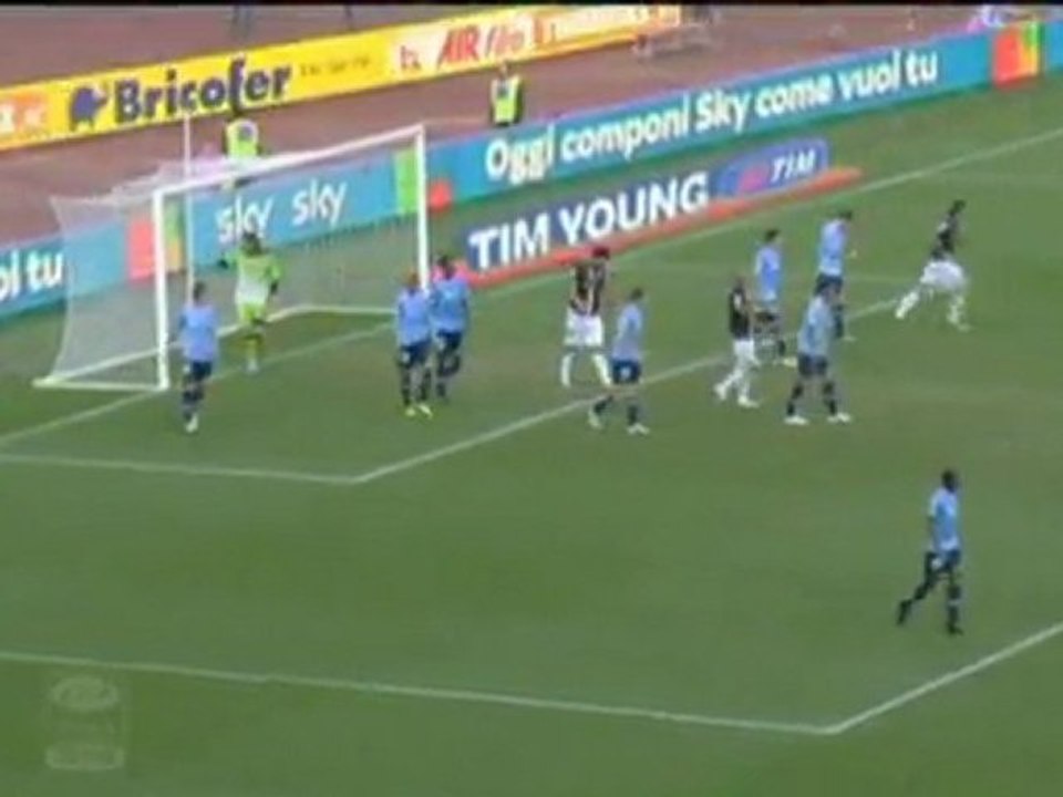 Lazio beißt sich oben fest