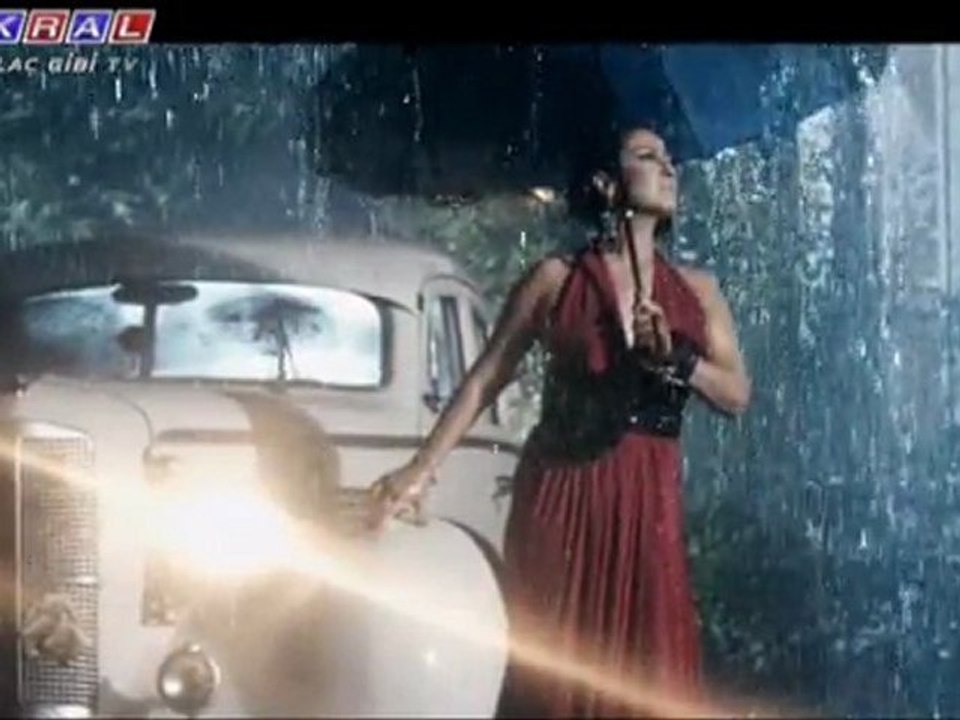 DEVRİM ERDEN İSTERSE KOVSUN devrim erden isterse kovsun