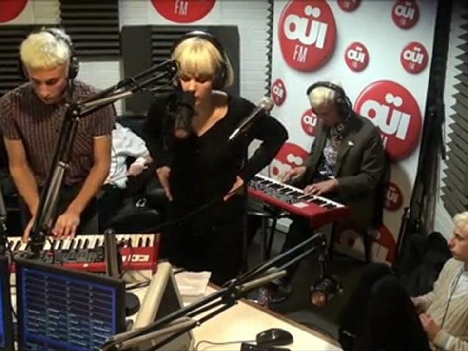 La Femme - Alain Souchon Cover - Session Acoustique OÜI FM