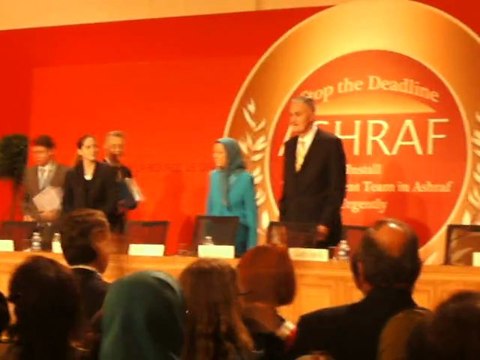 Conférence sur le camp d'ASHRAF : Arrivée de la Présidente de l'opposition iranienne, Maryam Radjavi