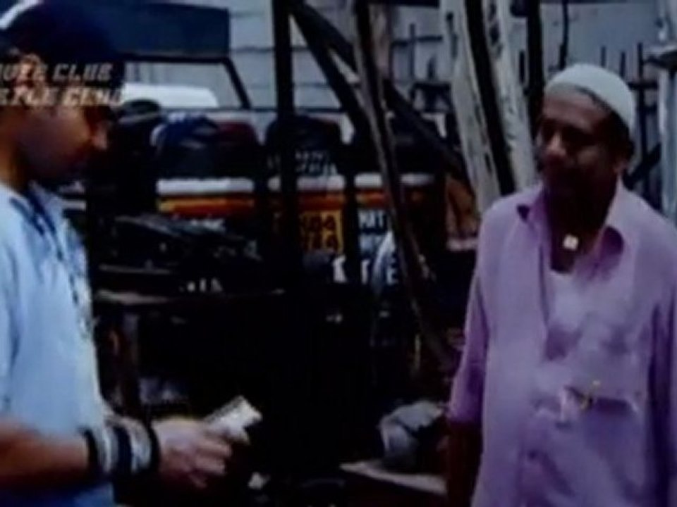 Loot ( 2011 ) *MC DVD SCR Rip* Part 1 @ Telly-Tv.Com