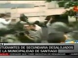 Desalojan a estudiantes de la alcaldía de Santiago