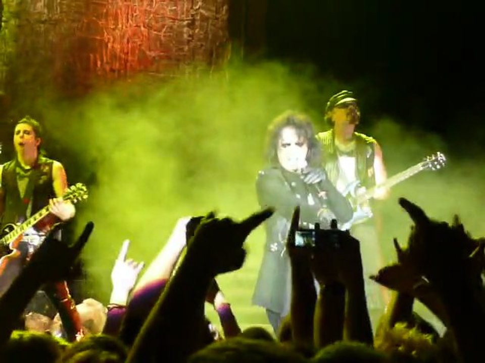 Alice Cooper - Poison - Lyon (2011) (9)