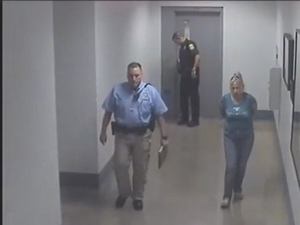 Wife Threatens to Blow Up Planes Because Husband Works Nights