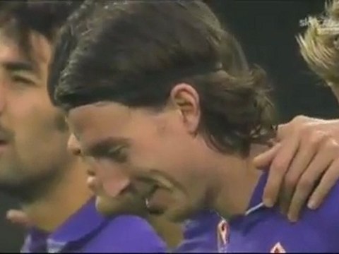 Το χαμόγελο του Μοντολίβο στην ενός λεπτού σιγή