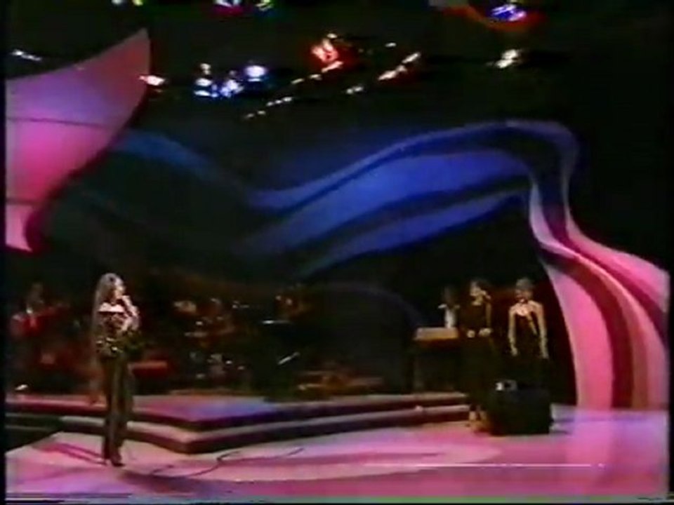 Crystal Gayle - Half the way