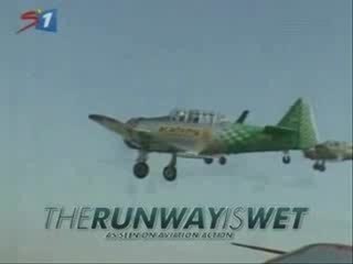 Avions  volants sur l'eau!