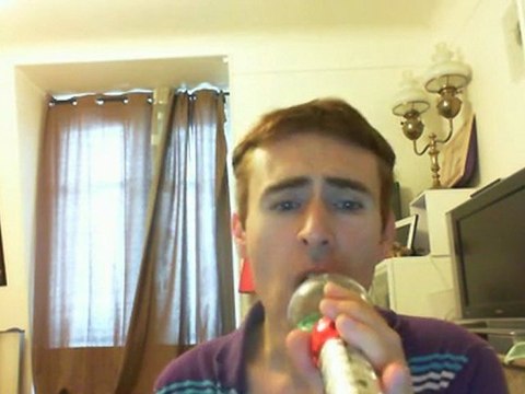 Wiwi égratigne quitte moi de Pierre Bachelet