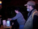 Lyon : des amis font de la soupe pour les sans-abris