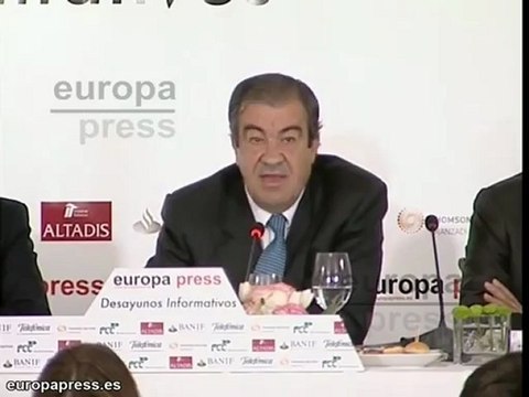 Cascos cree que nadie ha pagado más por menos que Camps