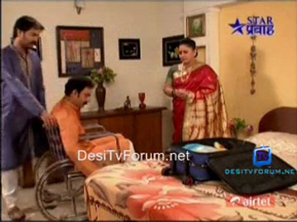 Tujha Vin Sakhya Re - 8th November 2011 Video Watch Online pt2