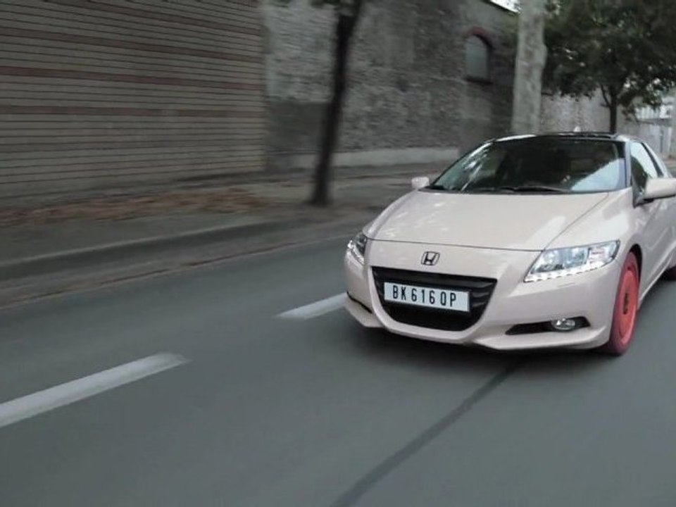 The HONDA CRZ x INTERSECTION