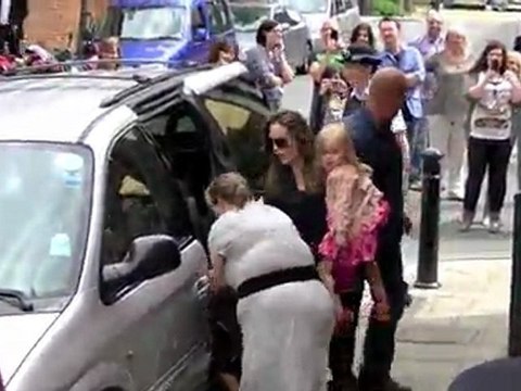 Brangelina Touches Down in Tokyo