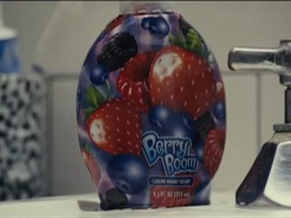 The Smurfs Clip - Dog Chases Clumsy - 10th August 2011