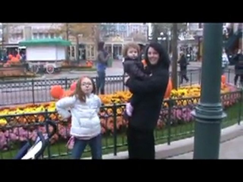 La Journee A Disney Corine , éric , Amandine , Capucine  22-10-2011