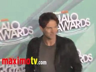 Stephen Moyer 2011 HALO Awards Arrivals