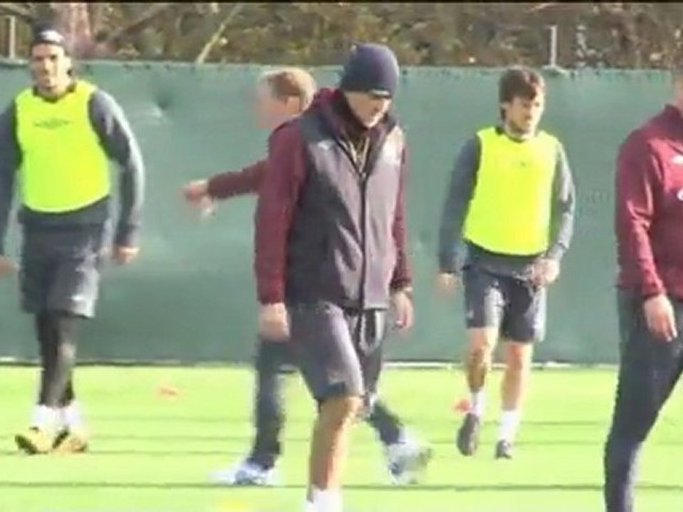 Carlos Tevez s´incline