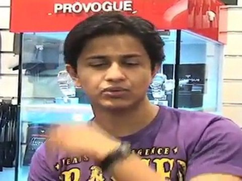 Aamna Shariff Promotes New Movie 'Shakal Pe Mat Ja'