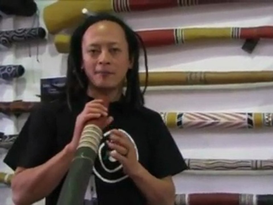 Didgeridoo Store Yidaki Demo - Burrngupurrngu Wunungumurra