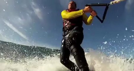 Σερφ στο μεγαλύτερο κύμα που είδαν ποτέ!