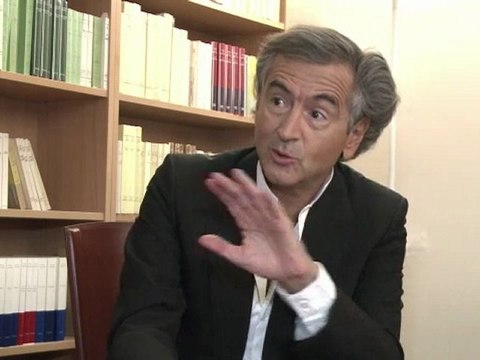 BHL : Sans Sarkozy, Kadhafi serait toujours au pouvoir