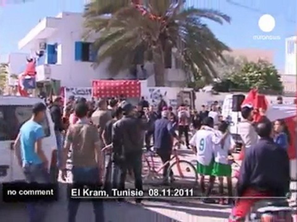 Tunisians commemorate the anniversary of... - no comment