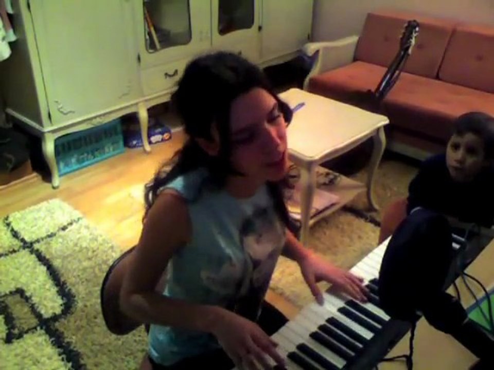 Avril Lavigne - Wish You Were Here by Olja