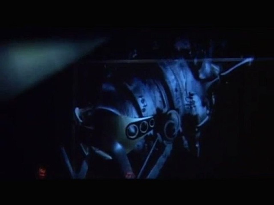 Défilé de Mode Diesel Taille Réelle Hologramme - une vidéo High-tech et Science