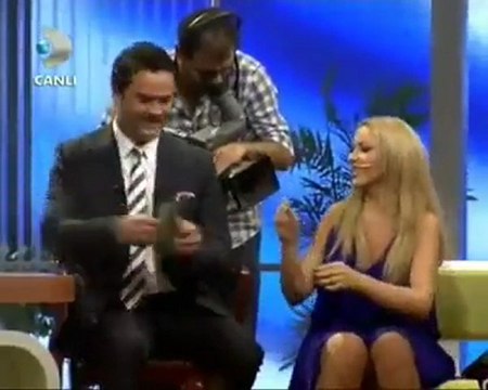 hadise aşk kaç beden giyer azerice versiyonu @ MEHMET ALİ ARSLAN Tv