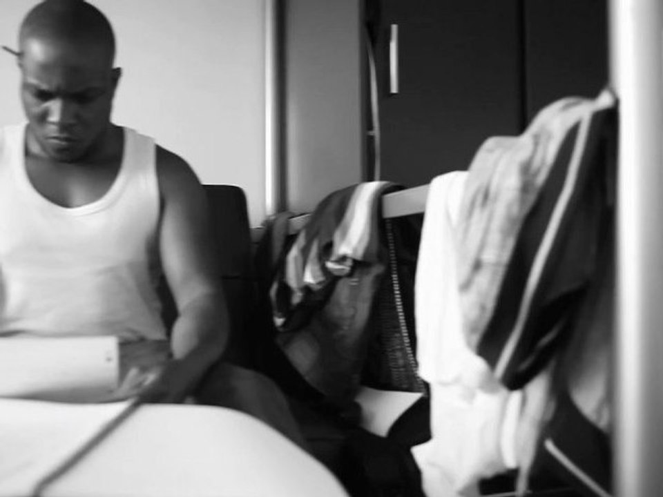 Jo Lalobance... LINO (Ärsenik)... Spot 5 pour la sortie du livre "LE BON LIEU"