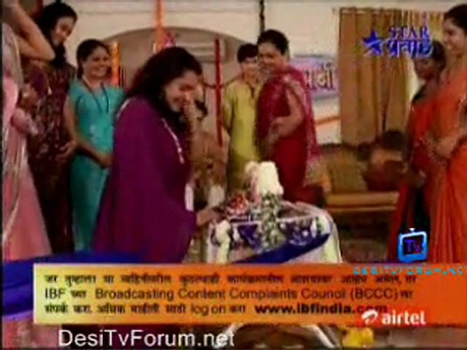 Tujha Vin Sakhya Re - 9th November 2011 Video Watch Online pt2
