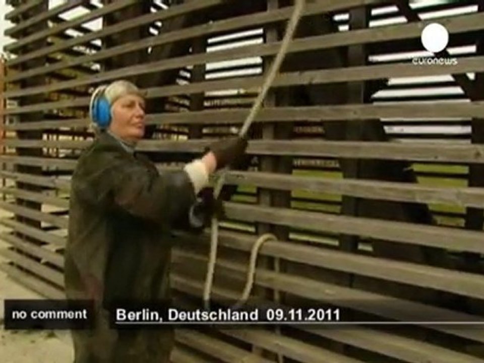 Germany: Fall of Berlin Wall anniversary - no comment