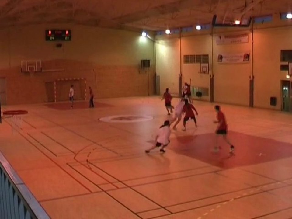 2011 champ indoor retour ZIGGLES-FUMBLE