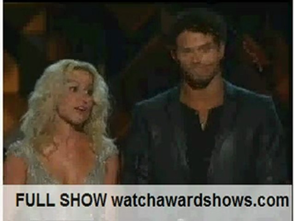 Twilight presents Song of the year CMA 2011