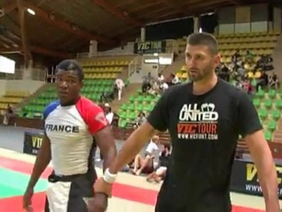 VIC GRAPPLING TOUR 2011 PARIS ELANCOURT