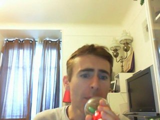 Wiwi égratigne "les maudits français"