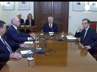 Papademos named as new head of Greek coalition